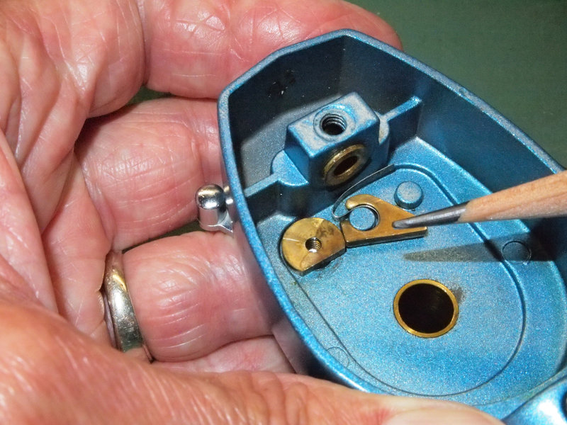 Penn 720--Dog Disengaged